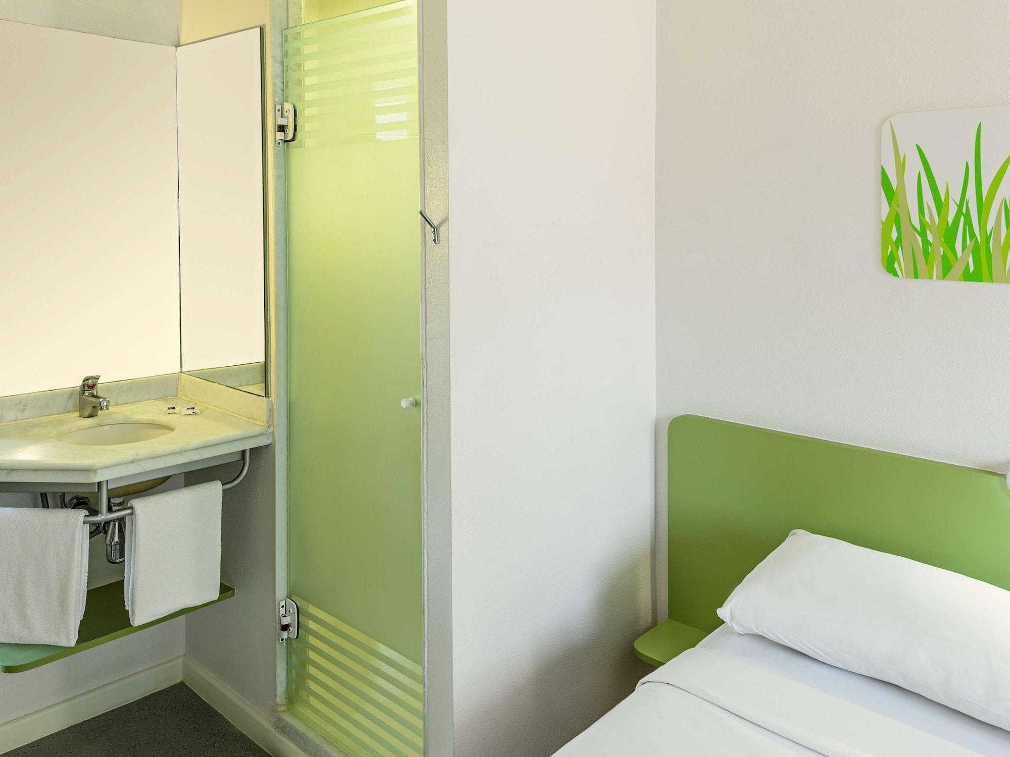 Ibis Budget Belo Horizonte Minascentro Bagian luar foto